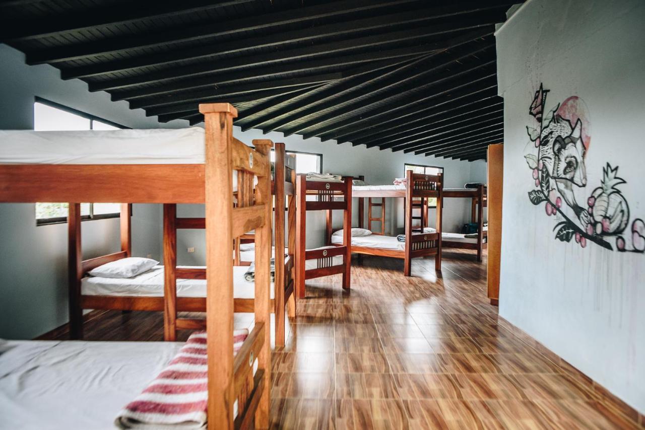 Happy Buddha Hostel & Lodge Guatapé Esterno foto