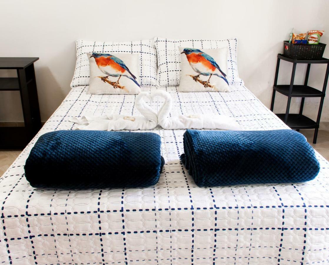 Happy Buddha Hostel & Lodge Guatapé Esterno foto
